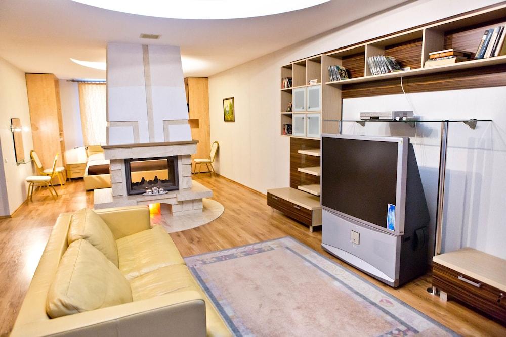 Hotel Olsi Кишинёв Экстерьер фото